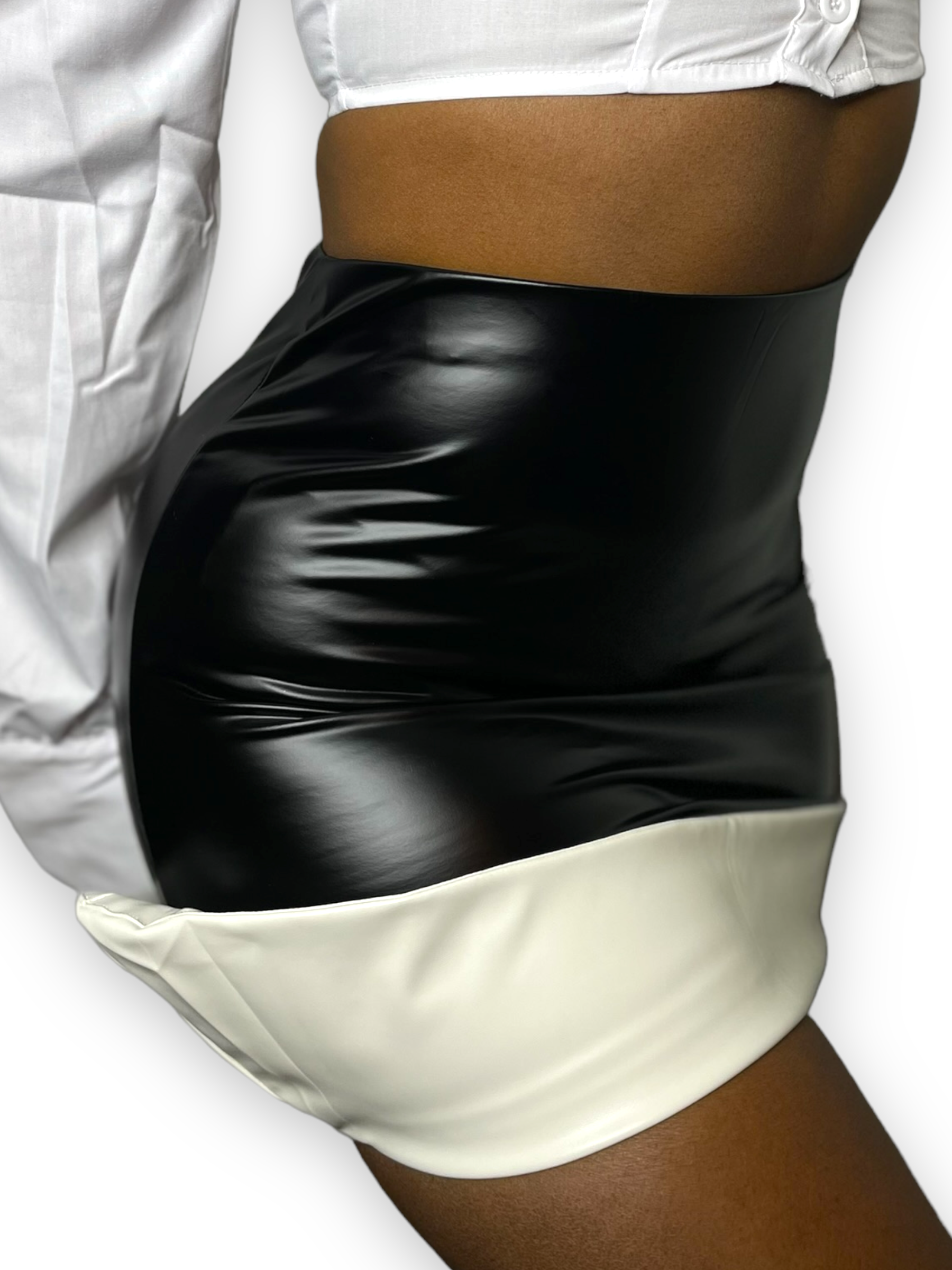 Black and white leather pencil skirt best sale